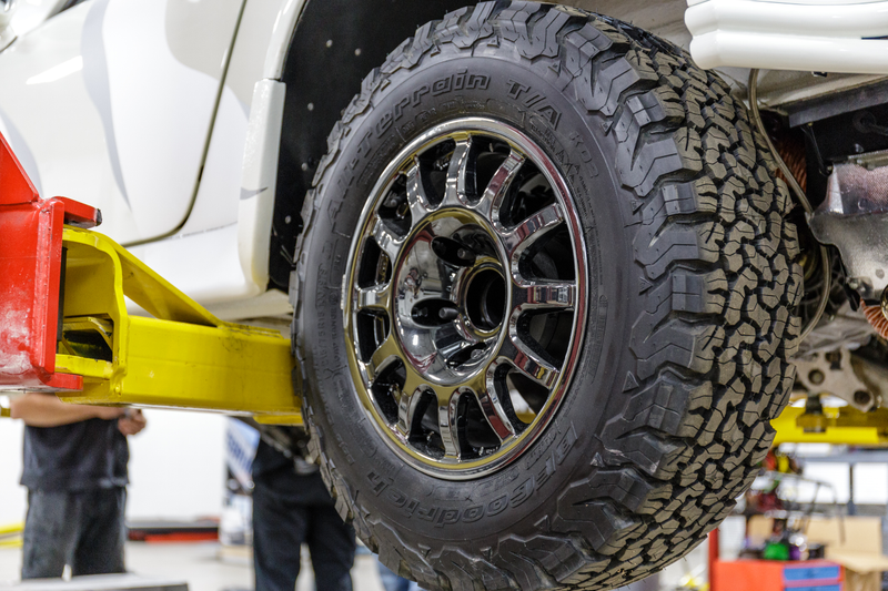 Illustration for article titled Even SEMA Knows Off-Road 911s Are One Of The Coolest Things On Earth